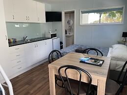 Acacia Caravan Park