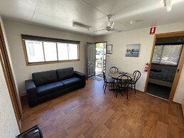 Acacia Caravan Park
