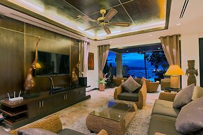 Spectacular Seaview Pool Villa Kalim 6