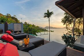 Spectacular Seaview Pool Villa Kalim 6