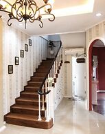 Omah Madam Bed & Breakfast