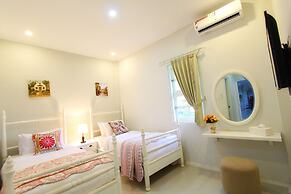 Omah Madam Bed & Breakfast