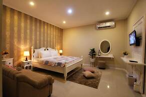 Omah Madam Bed & Breakfast