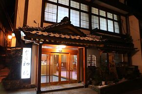 Hatsunoyu hotel