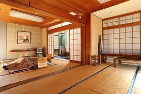 Hatsunoyu hotel