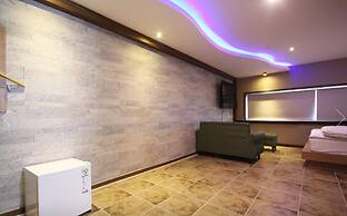 Coope Noman Motel