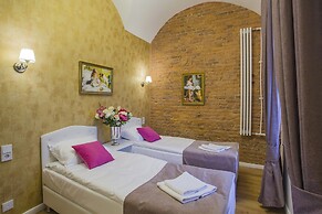 Catherine Art Hotel