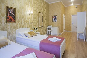 Catherine Art Hotel