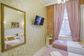 Catherine Art Hotel