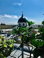 Catherine Art Hotel