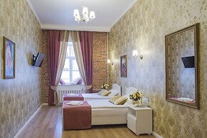 Catherine Art Hotel