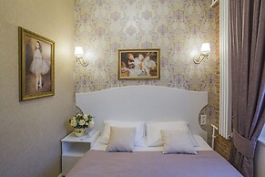 Catherine Art Hotel