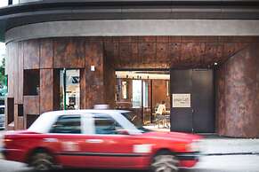 Page148, Page Hotel