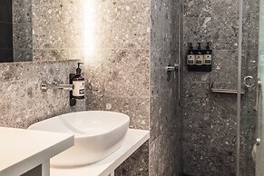 Page148, Page Hotel