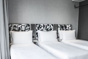 Page148, Page Hotel