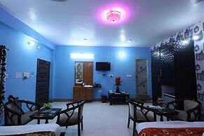 Hotel Anand Lok