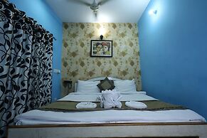 Hotel Anand Lok