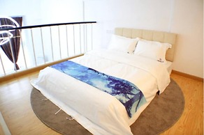 Wanlong Apartment Xiangxue Branch