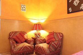 Riad Dar Al Assad