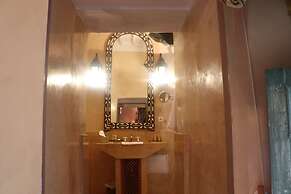 Riad Dar Al Assad