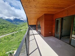 Becho House