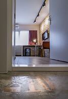 Level Luxury Suites