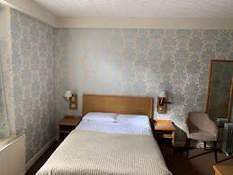 Waterford Lodge Hotel