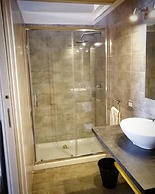EmyJo Central B&B