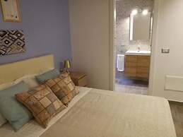 EmyJo Central B&B