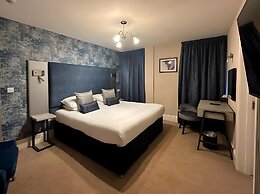 Caerwylan Hotel