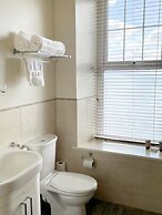 Caerwylan Hotel