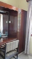 Ganjoni wananchi Hotel