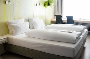 Abalon Hotel Ideal