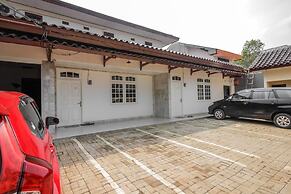 RedDoorz @ Meruya 2