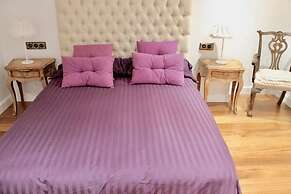 Luxury Apartment Santa Barbara Castle
