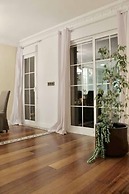 Luxury Apartment Santa Barbara Castle