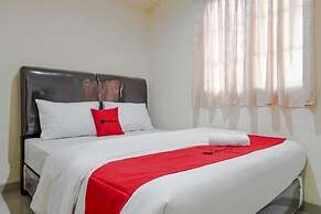 RedDoorz @ Jalan Biak Roxy Jakarta