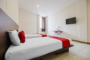 RedDoorz Plus @ Karebosi Area 2