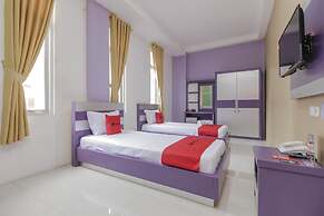 RedDoorz Plus near Stasiun Bekasi