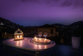 Como Unique View