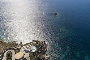 AGL Luxury Villas