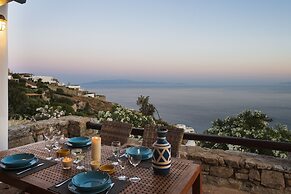 AGL Luxury Villas