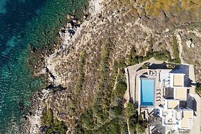 AGL Luxury Villas