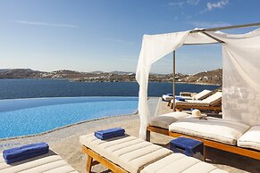 AGL Luxury Villas