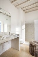 AGL Luxury Villas