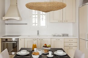 AGL Luxury Villas
