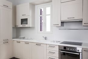 AGL Luxury Villas