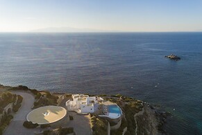 AGL Luxury Villas