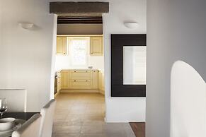 AGL Luxury Villas