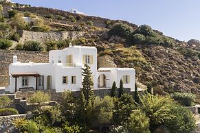 AGL Luxury Villas
